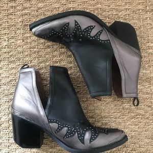 Jeffrey Campbell Cromwell boot